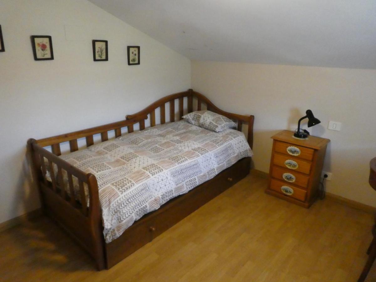 Casa Con Jardin Frente Ciudadela Villa Jaca Eksteriør billede